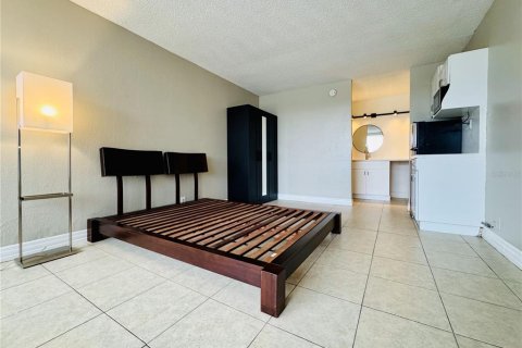 Condominio en alquiler en Orlando, Florida, 1 dormitorio, 25.64 m2 № 1801520 - foto 2