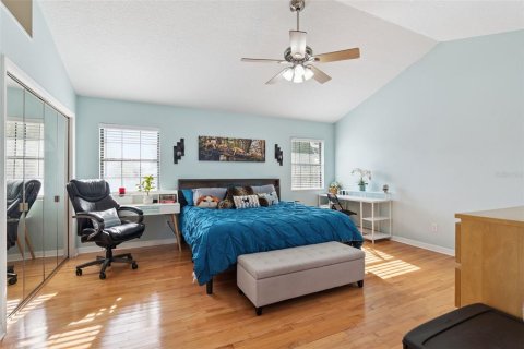 House in Apopka, Florida 4 bedrooms, 211.17 sq.m. № 2215553 - photo 26