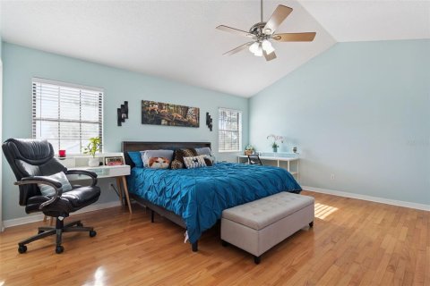 House in Apopka, Florida 4 bedrooms, 211.17 sq.m. № 2215553 - photo 25