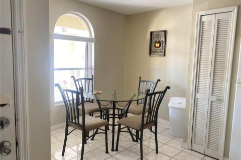 Copropriété à louer à Kissimmee, Floride: 2 chambres, 100.98 m2 № 2100307 - photo 5