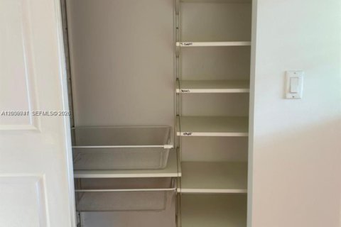 Condominio en venta en Miami Beach, Florida, 2 dormitorios, 55.28 m2 № 2090065 - foto 18