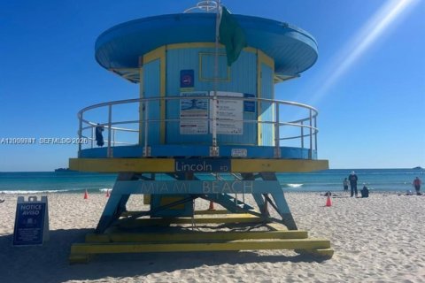 Condominio en venta en Miami Beach, Florida, 2 dormitorios, 55.28 m2 № 2090065 - foto 26