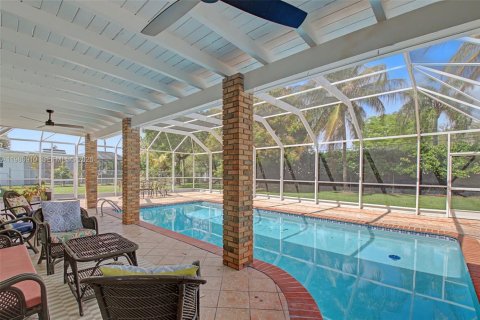 Купить виллу или дом в Пальметто-Бей, Флорида 4 спальни, 265.51м2, № 2043404 - фото 22