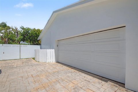 Купить виллу или дом в Пальметто-Бей, Флорида 4 спальни, 265.51м2, № 2043404 - фото 25