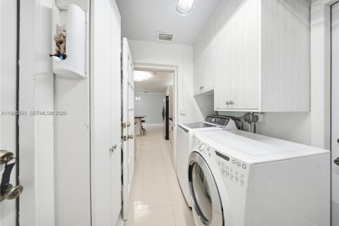 Casa en venta en North Miami Beach, Florida, 3 dormitorios, 99.78 m2 № 2001879 - foto 12