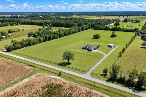 Villa ou maison à vendre à Trenton, Floride: 3 chambres, 271.46 m2 № 2420418 - photo 3