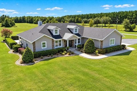 Villa ou maison à Trenton, Floride 3 chambres, 271.46 m2 № 2420418