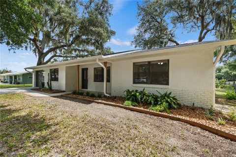 House in Inverness, Florida 3 bedrooms, 117.06 sq.m. № 2147970 - photo 4