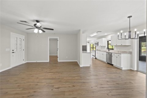 House in Inverness, Florida 3 bedrooms, 117.06 sq.m. № 2147970 - photo 27