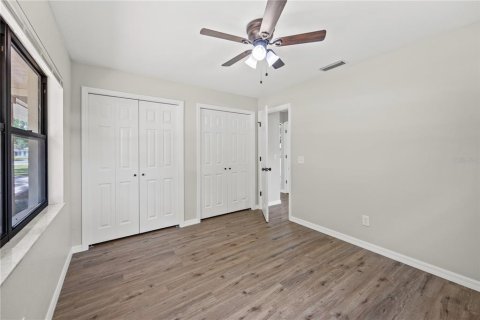 House in Inverness, Florida 3 bedrooms, 117.06 sq.m. № 2147970 - photo 26