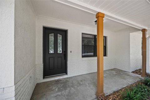 House in Inverness, Florida 3 bedrooms, 117.06 sq.m. № 2147970 - photo 5