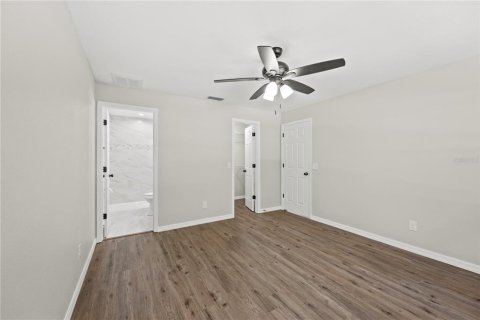 House in Inverness, Florida 3 bedrooms, 117.06 sq.m. № 2147970 - photo 10