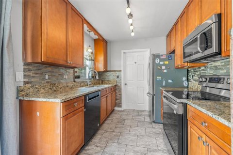 Villa ou maison à vendre à Largo, Floride: 2 chambres, 81.29 m2 № 1909223 - photo 12