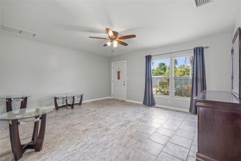 Villa ou maison à vendre à Largo, Floride: 2 chambres, 81.29 m2 № 1909223 - photo 7