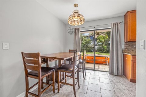 Купить виллу или дом в Ларго, Флорида 6 комнат, 81.29м2, № 1909223 - фото 9