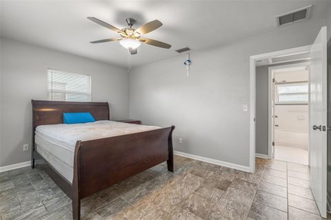 Villa ou maison à vendre à Largo, Floride: 2 chambres, 81.29 m2 № 1909223 - photo 15