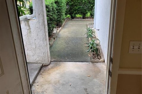 Villa ou maison à louer à Sarasota, Floride: 2 chambres, 95.78 m2 № 2416619 - photo 14