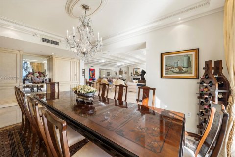 Copropriété à vendre à Sunny Isles Beach, Floride: 4 chambres, 410.16 m2 № 2017688 - photo 16