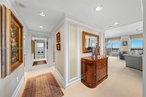 Copropriété à vendre à Sunny Isles Beach, Floride: 4 chambres, 410.16 m2 № 2017688 - photo 21
