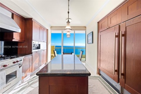 Copropriété à vendre à Sunny Isles Beach, Floride: 4 chambres, 410.16 m2 № 2017688 - photo 17