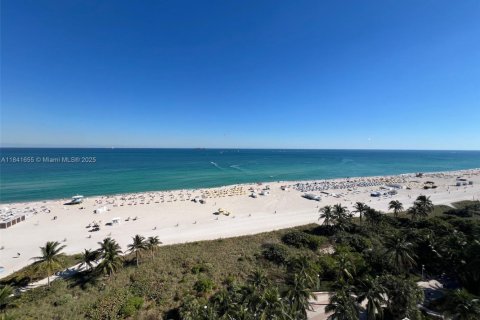Condo in Miami Beach, Florida, 1 bedroom № 1833777 - photo 6
