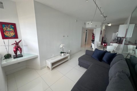 Condo in Miami Beach, Florida, 1 bedroom № 1833777 - photo 23