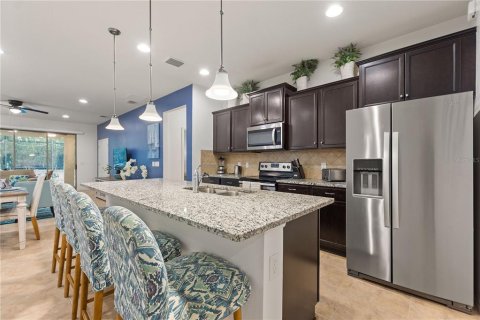 House in Kissimmee, Florida 7 bedrooms, 304.81 sq.m. № 2093407 - photo 3