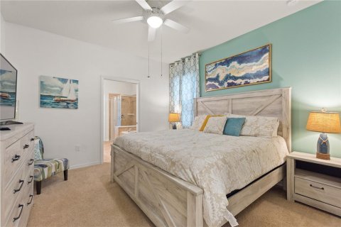 House in Kissimmee, Florida 7 bedrooms, 304.81 sq.m. № 2093407 - photo 16