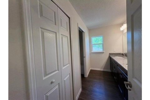 Villa ou maison à vendre à Ocala, Floride: 4 chambres, 172.71 m2 № 2204746 - photo 24