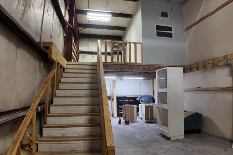 Immobilier commercial à louer à Sarasota, Floride: 408.77 m2 № 2143978 - photo 7