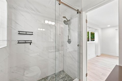 Villa ou maison à louer à Deerfield Beach, Floride: 3 chambres, 162.3 m2 № 2353895 - photo 17