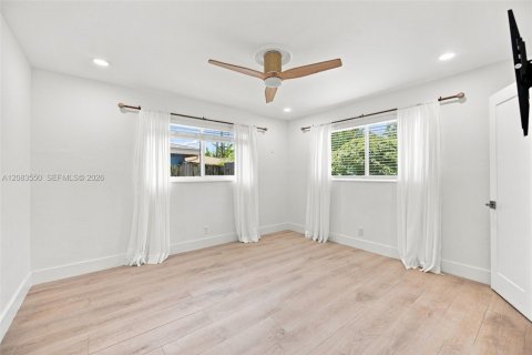 Villa ou maison à louer à Deerfield Beach, Floride: 3 chambres, 162.3 m2 № 2353895 - photo 18