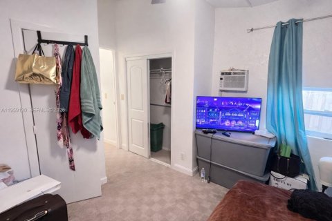 Купить виллу или дом в Норт-Лодердейл, Флорида 3 спальни, 139.91м2, № 2023576 - фото 10