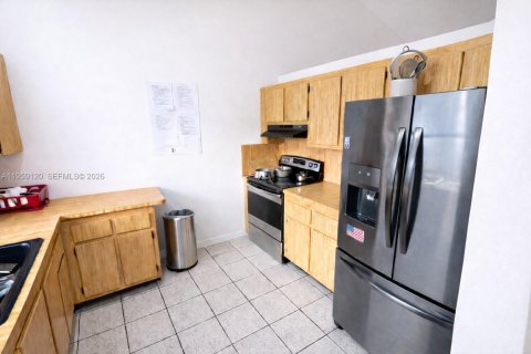 Купить виллу или дом в Норт-Лодердейл, Флорида 3 спальни, 139.91м2, № 2023576 - фото 8