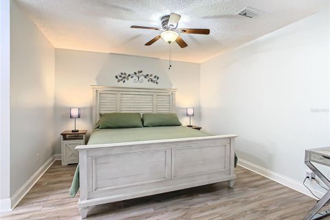 Condo in Kissimmee, Florida, 3 bedrooms  № 2234704 - photo 20
