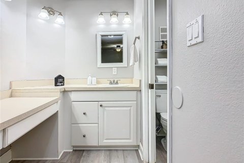 Condo in Kissimmee, Florida, 3 bedrooms  № 2234704 - photo 25