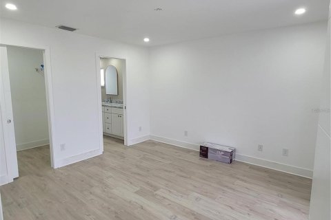 Apartamento en alquiler en Port Charlotte, Florida, 2 dormitorios, 109.72 m2 № 1906824 - foto 14