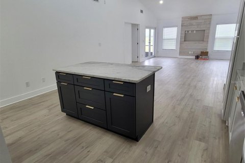 Apartamento en alquiler en Port Charlotte, Florida, 2 dormitorios, 109.72 m2 № 1906824 - foto 7