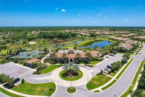House in Sarasota, Florida 3 bedrooms, 233.74 sq.m. № 1833585 - photo 6