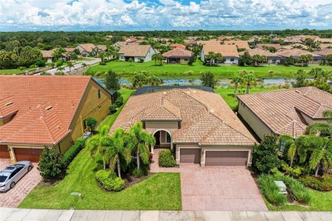 House in Sarasota, Florida 3 bedrooms, 233.74 sq.m. № 1833585 - photo 1