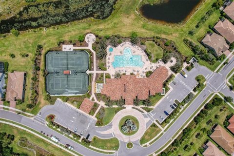 House in Sarasota, Florida 3 bedrooms, 233.74 sq.m. № 1833585 - photo 10