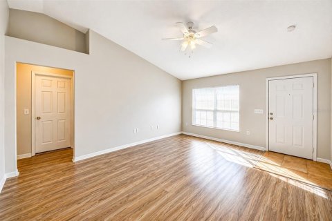 Casa en venta en Kissimmee, Florida, 3 dormitorios, 115.57 m2 № 2206780 - foto 6