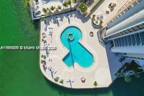 Copropriété à vendre à Miami, Floride: 2 chambres, 181.16 m2 № 1967494 - photo 27