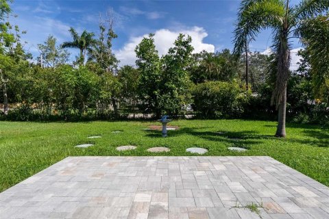 Villa ou maison à louer à Sarasota, Floride: 3 chambres, 164.9 m2 № 2166466 - photo 22