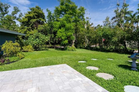Villa ou maison à louer à Sarasota, Floride: 3 chambres, 164.9 m2 № 2166466 - photo 23