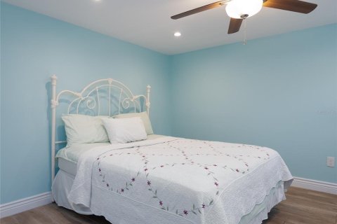 Villa ou maison à louer à Sarasota, Floride: 3 chambres, 164.9 m2 № 2166466 - photo 24