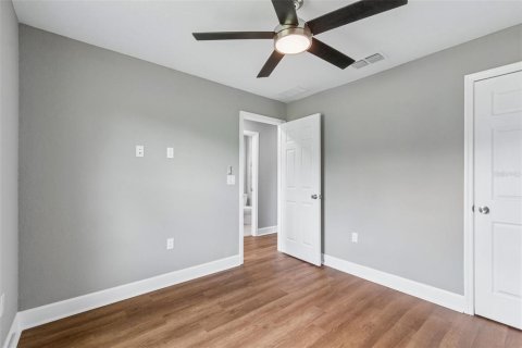 House in Lakeland, Florida 3 bedrooms, 128.58 sq.m. № 2204697 - photo 23
