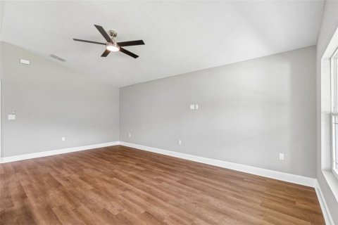 House in Lakeland, Florida 3 bedrooms, 128.58 sq.m. № 2204697 - photo 7