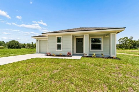 House in Lakeland, Florida 3 bedrooms, 128.58 sq.m. № 2204697 - photo 4