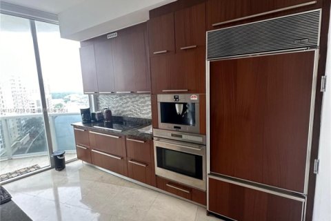 Купить кондоминиум в Санни-Айлс-Бич, Флорида 2 спальни, 133.31м2, № 2046410 - фото 11